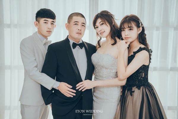 全家福,全家福照,拍全家福,雙寶家庭,生日寫真,生日寫真dcard,生日寫真推薦,生日照,生日寫真價錢